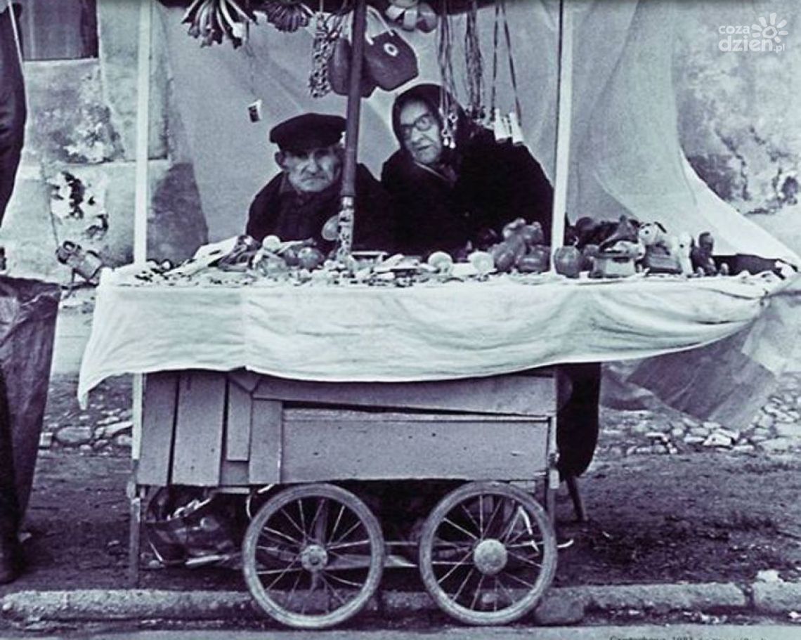 Wystawa „Prywaciarze – początki polskiej przedsiębiorczości” w Goździe Wystawa „Prywaciarze – początki polskiej przedsiębiorczości” w Goździe