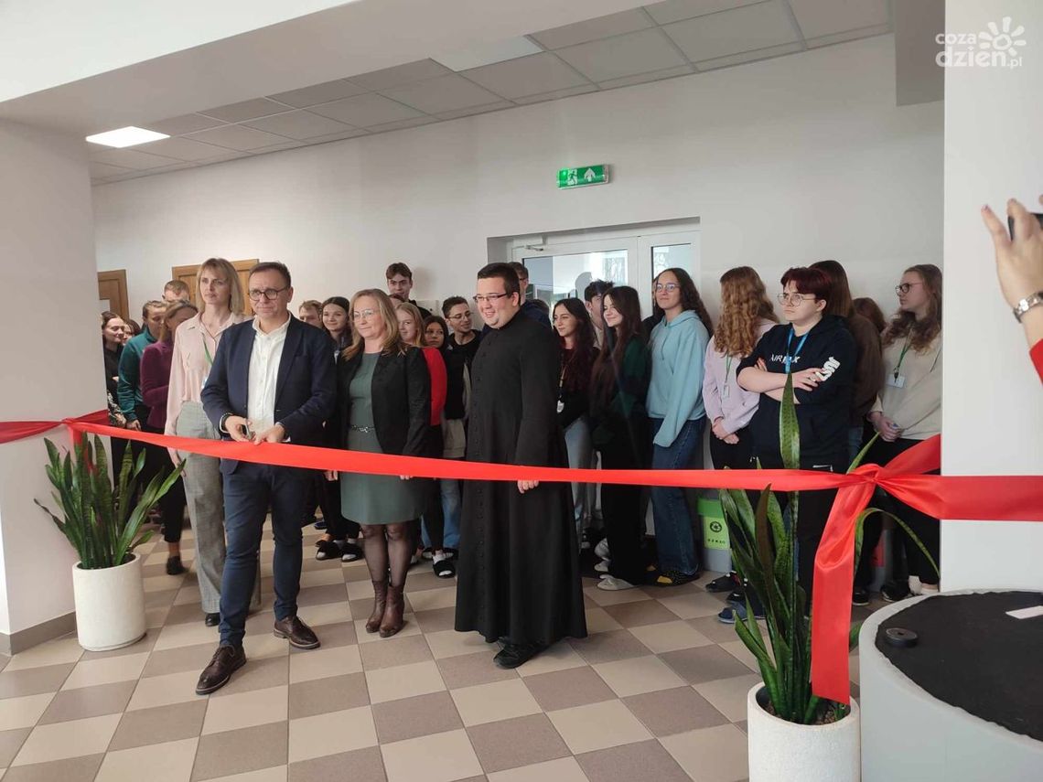 Wystawa "Znani nieznani. Polacy światu" w Szkole Rolniczej (zdjęcia)