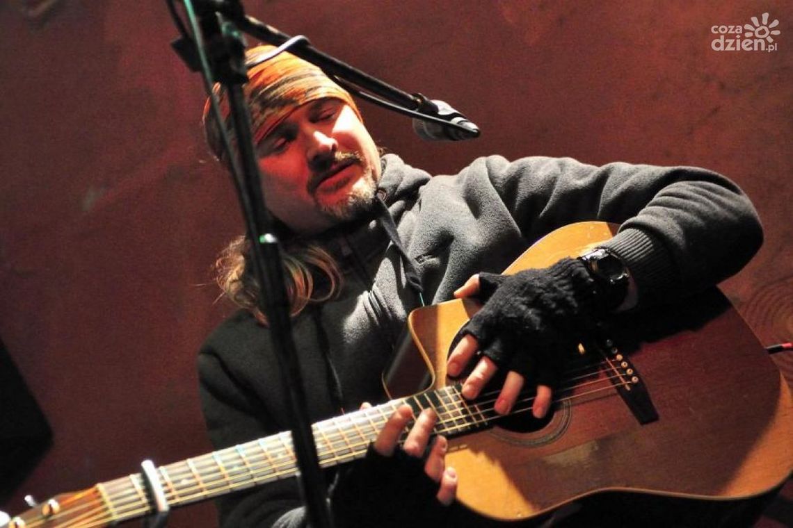 Wywiad z Maciejem Balcarem. Zobacz zdjęcia i video z koncertu w Radomiu