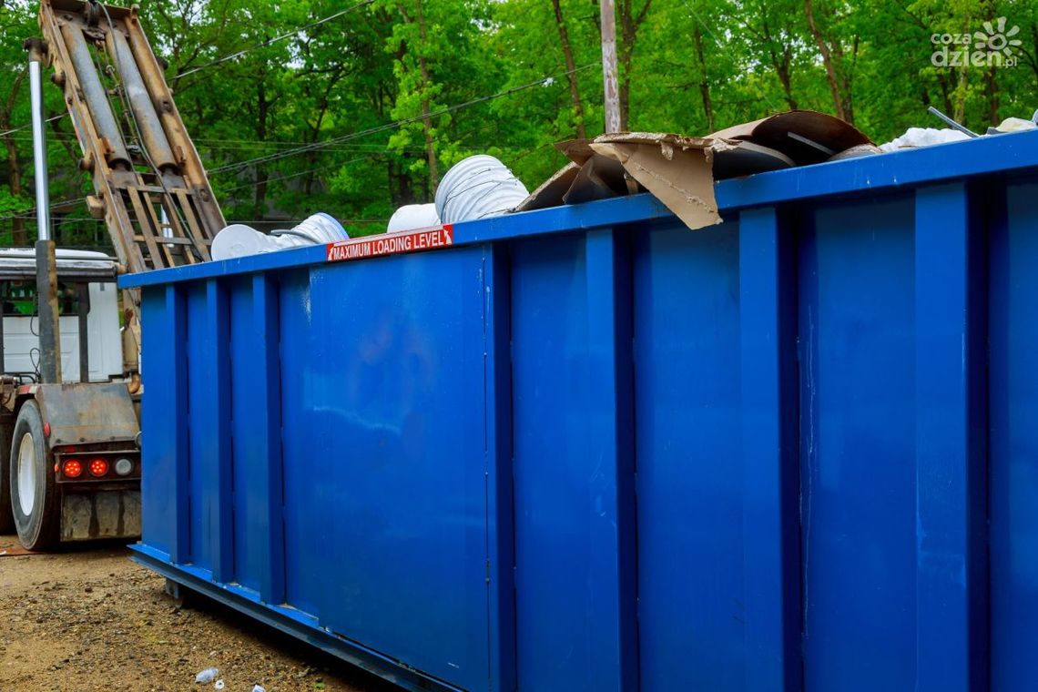 Wywóz odpadów budowlanych — co mówią przepisy i jak ich przestrzegać?