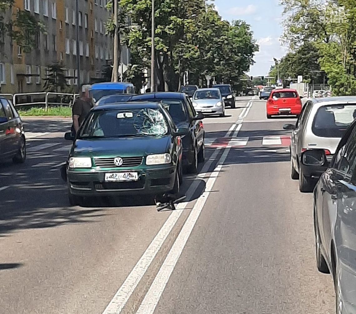 XV-lecie. Potrącenie 17-latka na przejściu