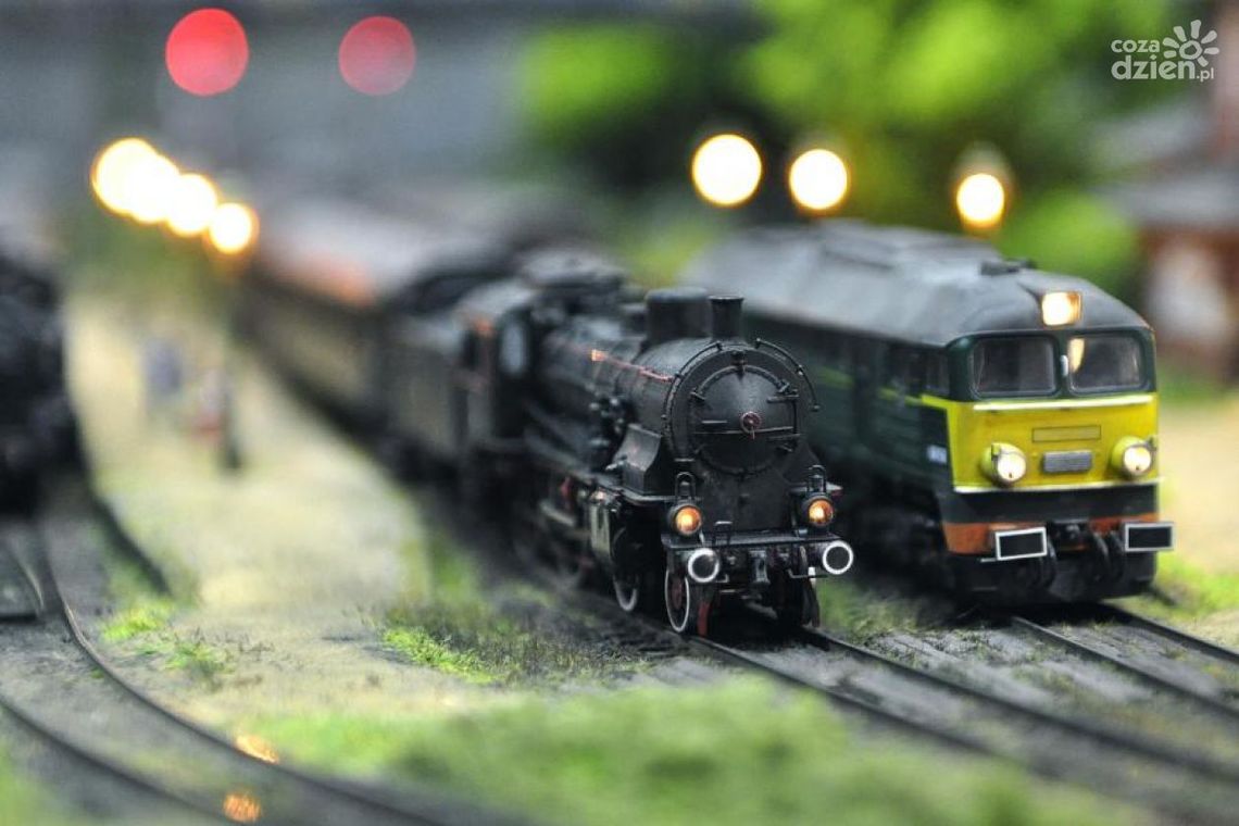 XVI Ogólnopolski Konkurs Modeli Kartonowych i Plastikowych