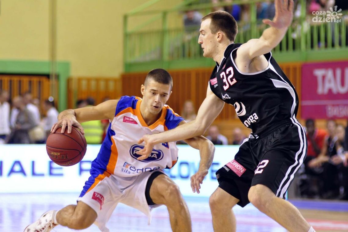 Z cyklu "Pod Lupą" - Nikola Vasojević Z cyklu "Pod Lupą" - Nikola Vasojević