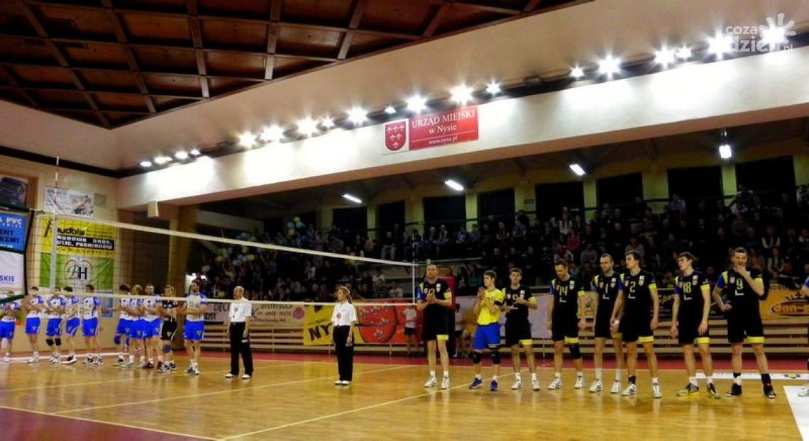 Z cyklu: "Wokół meczu Czarnych Radom" Z cyklu: "Wokół meczu Czarnych Radom"