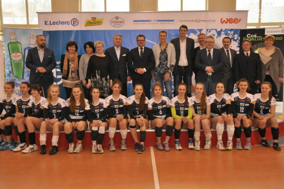 Z myślą o rozwoju żeńskiej siatkówki Z myślą o rozwoju żeńskiej siatkówki