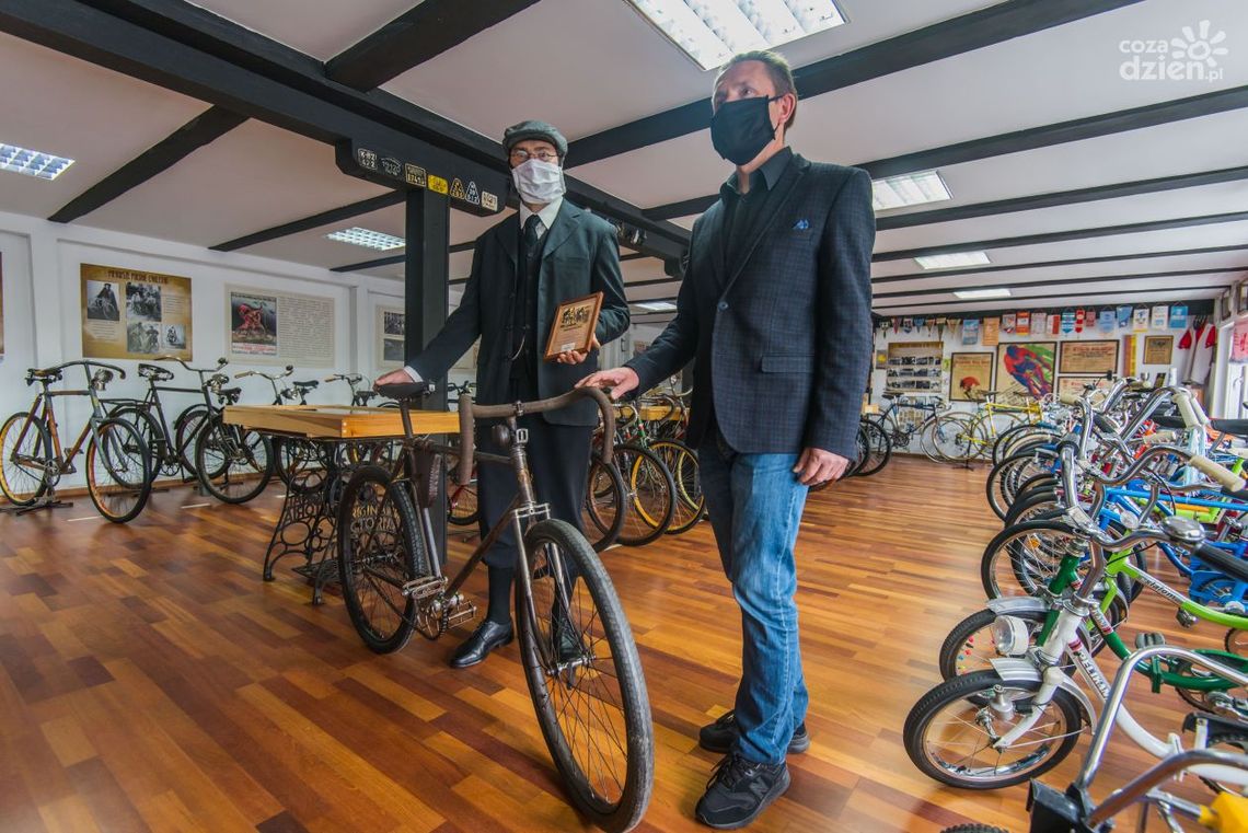 Zabytkowy rower trafił do Muzeum Polskich Rowerów Zabytkowy rower trafił do Muzeum Polskich Rowerów