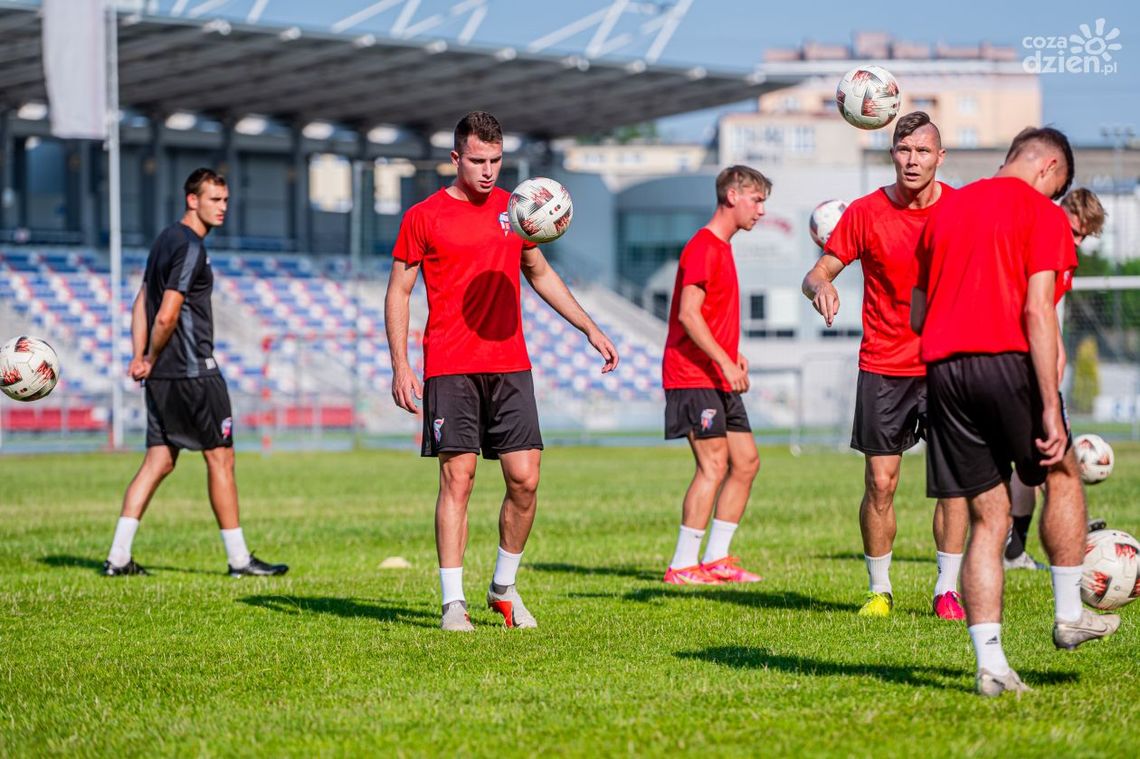 Zadecydowała końcówka meczu. Broń przegrała z Lechią Tomaszów Mazowiecki