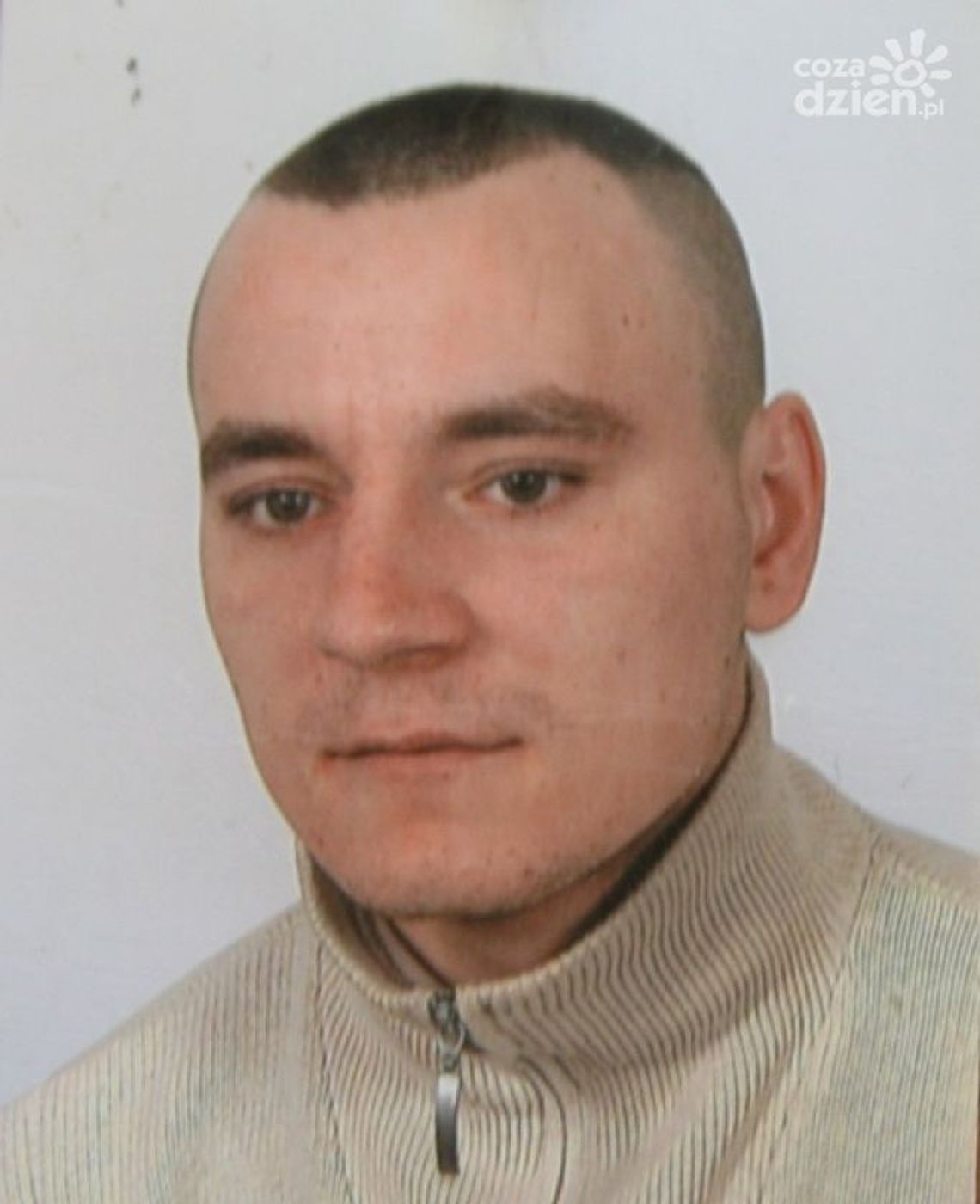 Zaginął Tomasz Sadowski. Policja prosi o kontakt Zaginął Tomasz Sadowski. Policja prosi o kontakt