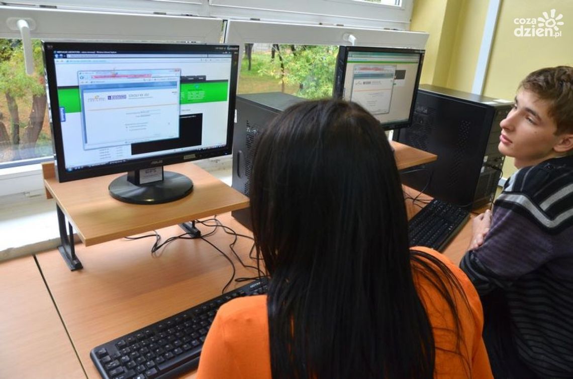 Zapisz córkę na bezpłatny kurs programowania