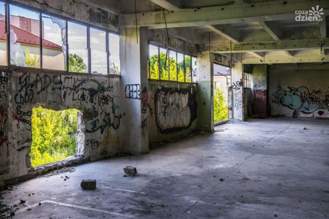 Zapomniane miejsca: Magazyny "Radoskóru"