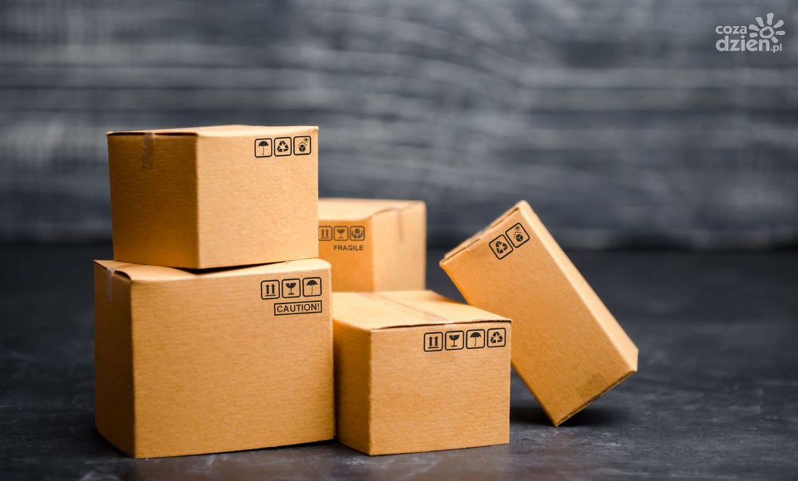 Zautomatyzowane nadawanie paczek kurierskich: jak zorganizować cały proces?