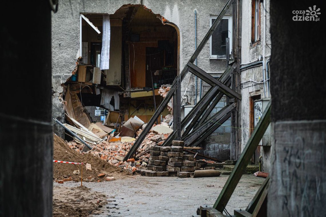 Zawaloną kamienicę można odbudować - twierdzi rzeczoznawca Zawaloną kamienicę można odbudować - twierdzi rzeczoznawca