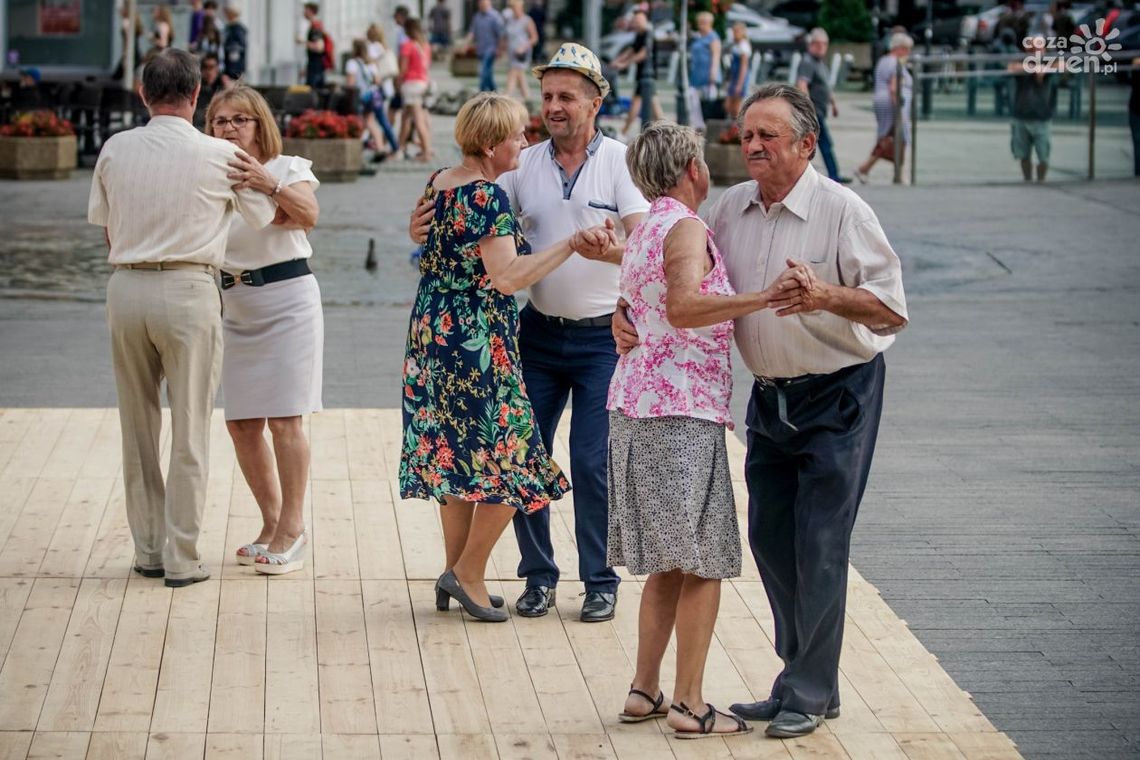 Zawieruchy Radomskie - zabawa taneczna [ZDJĘCIA]