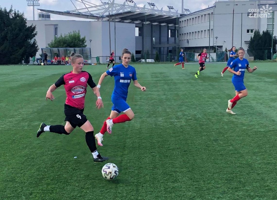 Zawodniczki HydroTrucku odrobiły straty i pokonały SWD Wodzisław Śląski