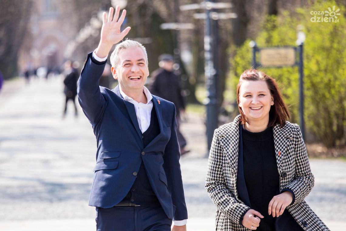 Zbiórka podpisów pod projektem liberalizacji ustawy antyaborcyjnej