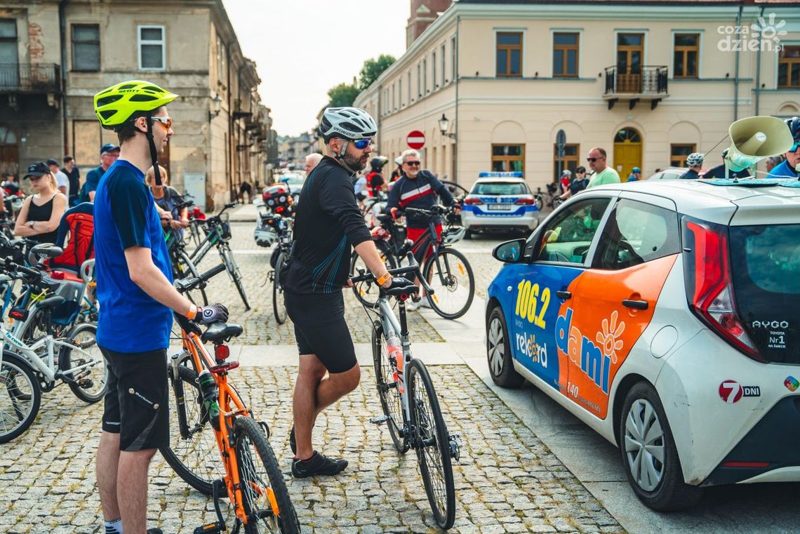 Zbliża się Co Za Jazda! do Rzeczniowa