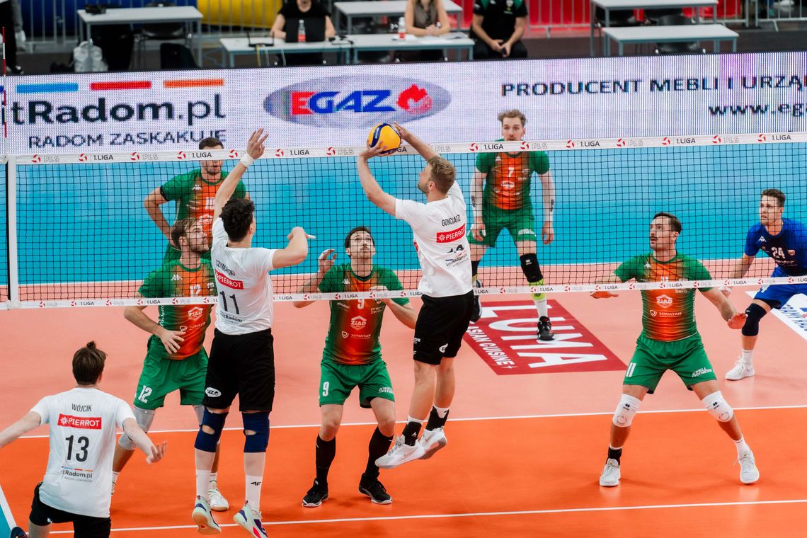 Zbyt duża liczba błędów własnych. Pierrot Czarni Radom przegrali z BBTS-em Bielsko-Biała Zbyt duża liczba błędów własnych. Pierrot Czarni Radom przegrali z BBTS-em Bielsko-Biała