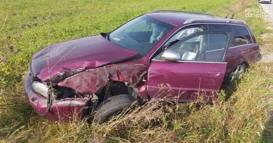 Zderzenie auta z ciągnikiem rolniczym