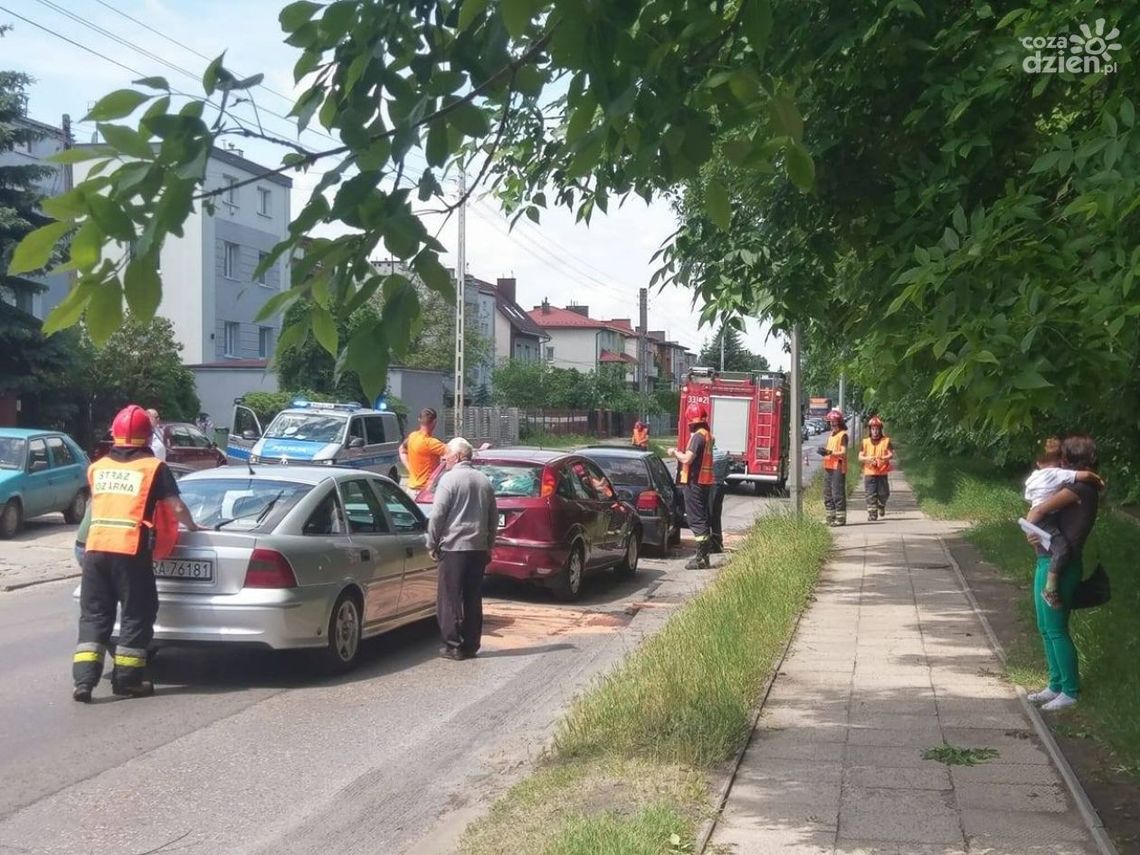 Zderzenie czterech aut na Przytyckiej