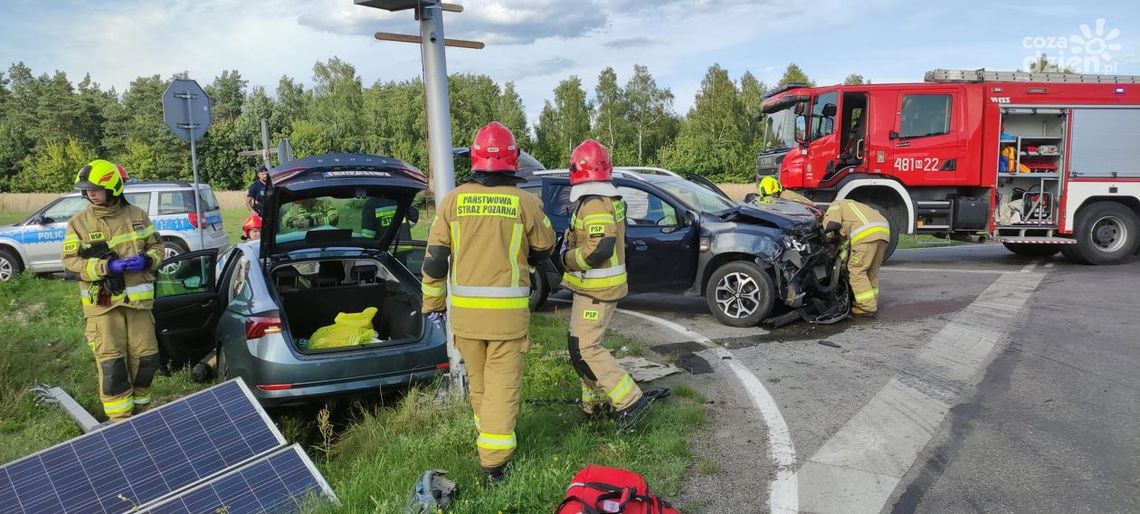 Zderzenie w Pawliczce. 33-latek w szpitalu