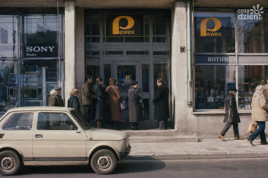 Ze Słoikiem po Radomiu. Pewex, czyli kolorowy świat w szarym PRL-u