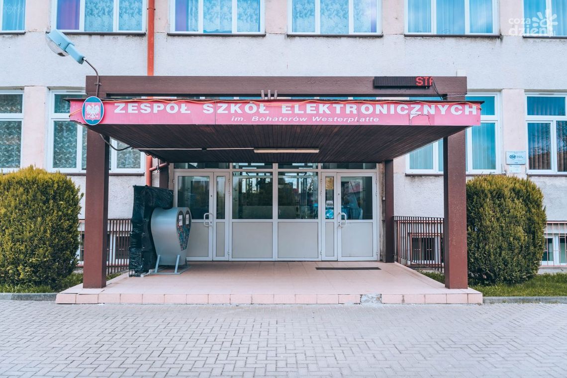 Ze szkolnej kroniki: "Elektronik"