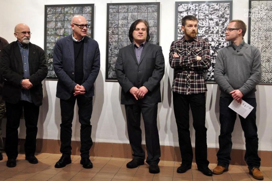 Zerojedynkowe wizje plastyków UTH