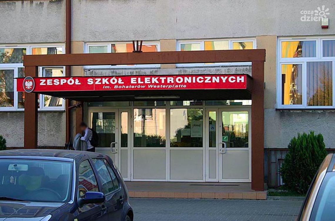 Zespół Szkół Elektronicznych Zespół Szkół Elektronicznych