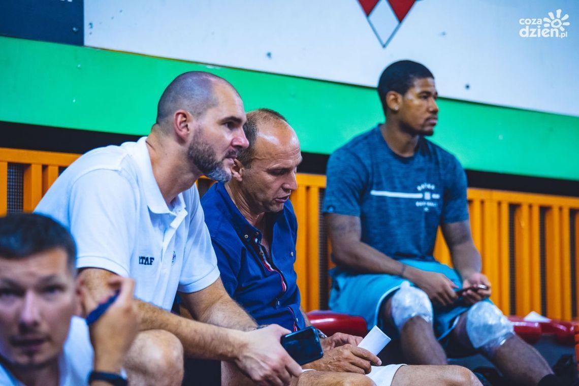 Zielone światło dla koszykarzy HydroTrucku! Mecz z Legią w telewizji Zielone światło dla koszykarzy HydroTrucku! Mecz z Legią w telewizji