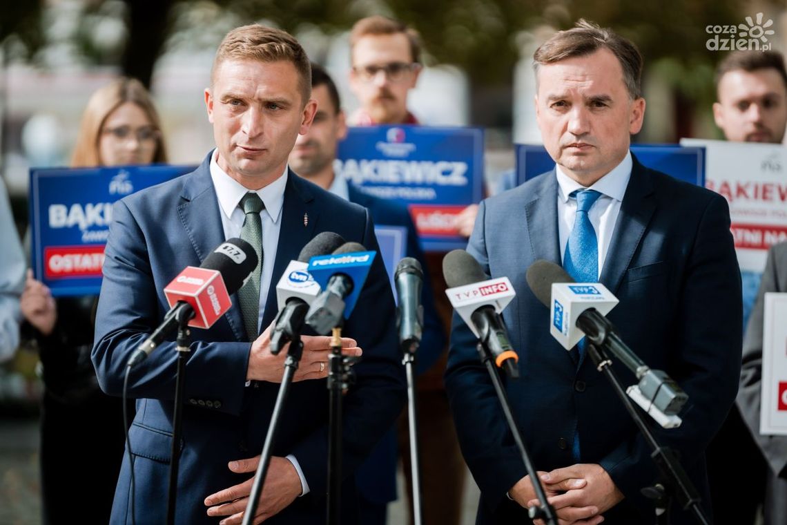 Ziobro: "Bąkiewicz jest człowiekiem godnym zaufania" Ziobro: "Bąkiewicz jest człowiekiem godnym zaufania"