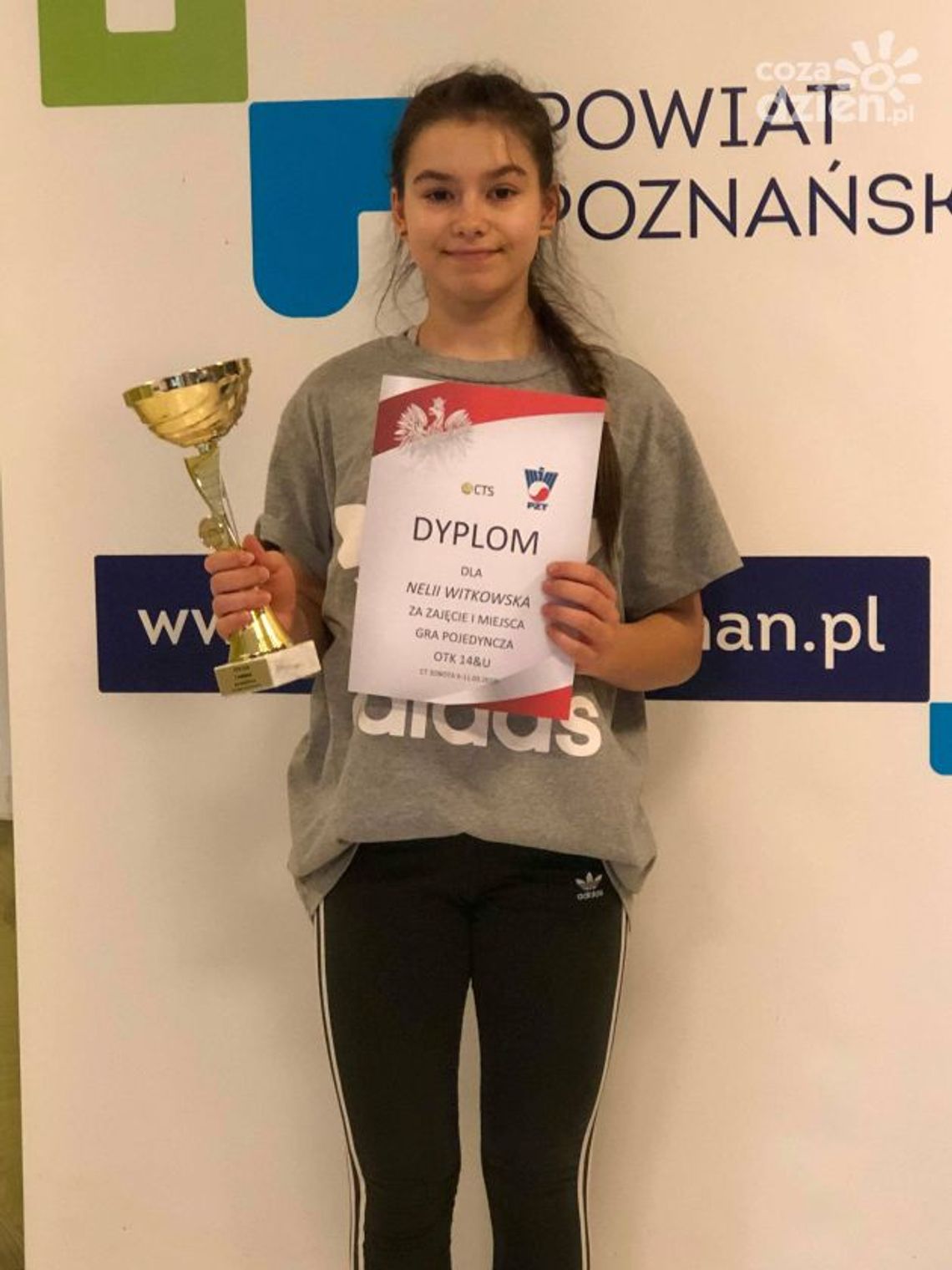 Złoto i srebro młodej tenisistki Złoto i srebro młodej tenisistki