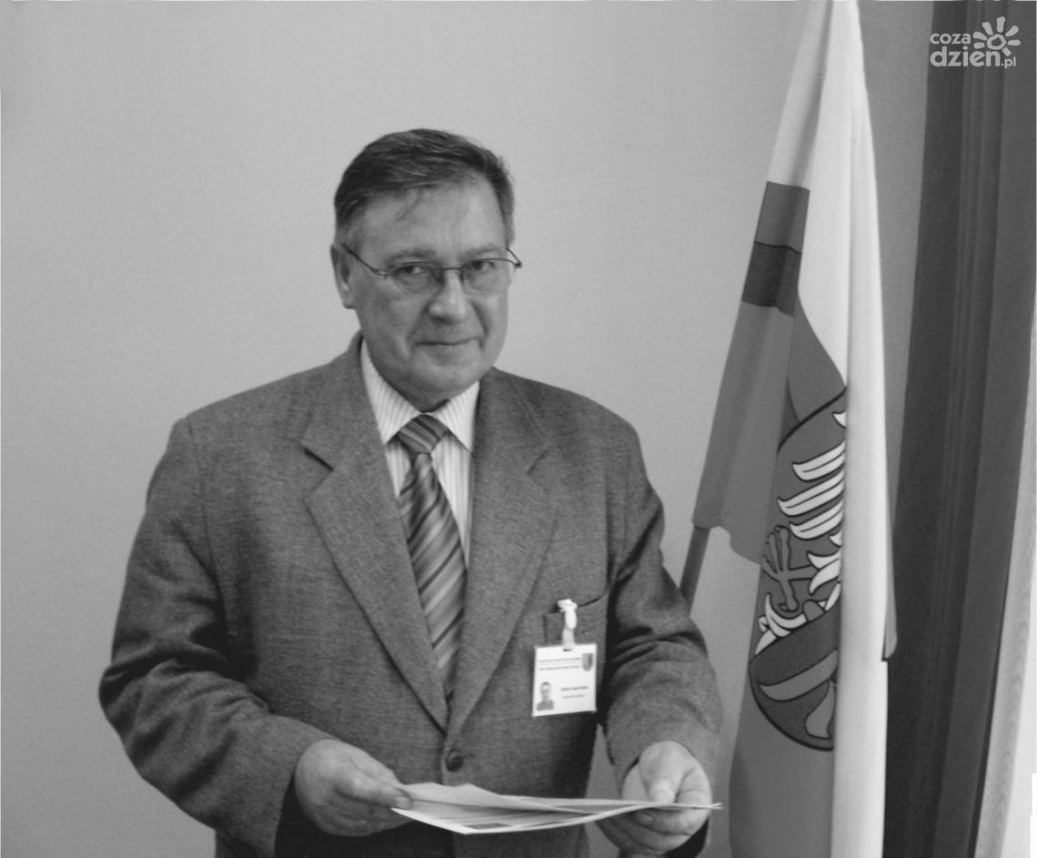 Zmarł Henryk Marciniak, były naczelnik Biura Rady Powiatu Zmarł Henryk Marciniak, były naczelnik Biura Rady Powiatu