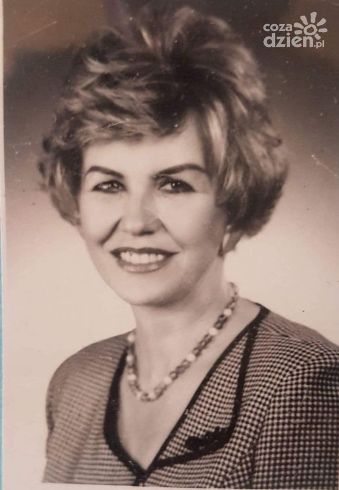 Zmarła Grażyna Łepecka, była nauczycielka II LO im. M. Konopnickiej w Radomiu Zmarła Grażyna Łepecka, była nauczycielka II LO im. M. Konopnickiej w Radomiu