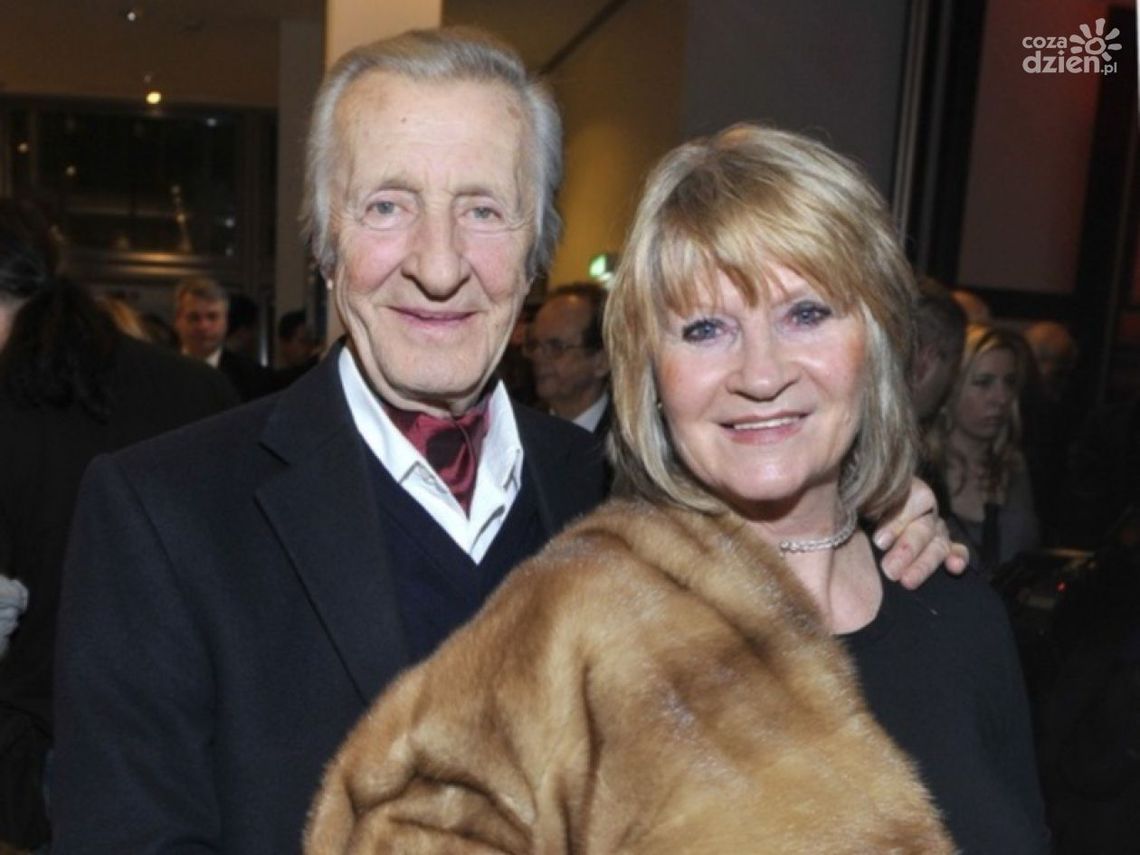 Zmarła żona "Czterdziestolatka"