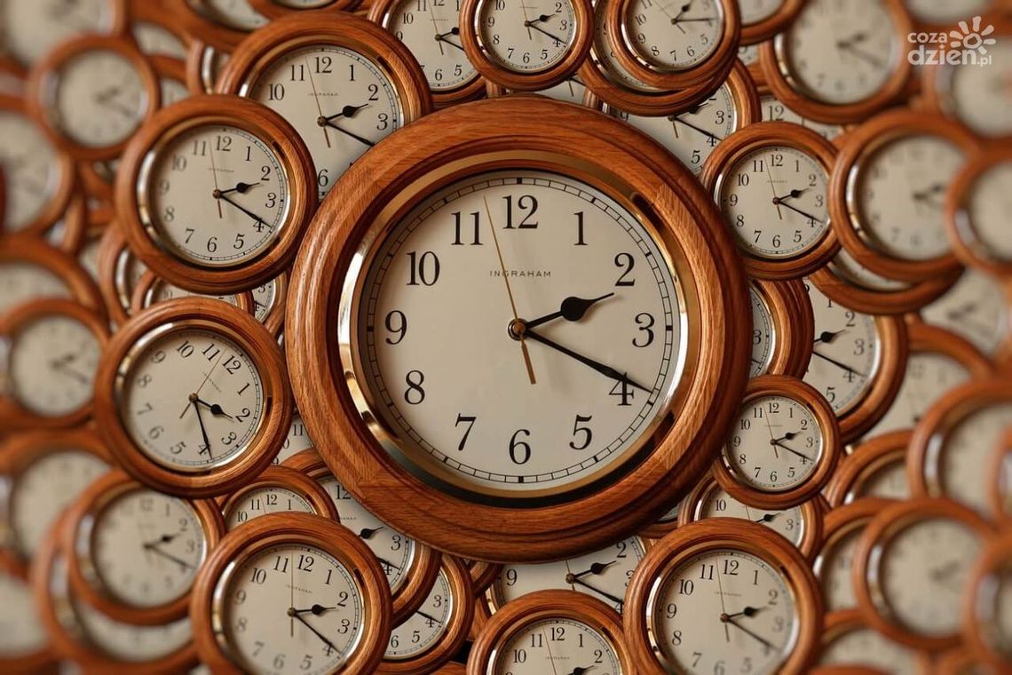Zmiana czasu 2023. Kiedy przestawiamy zegarki?