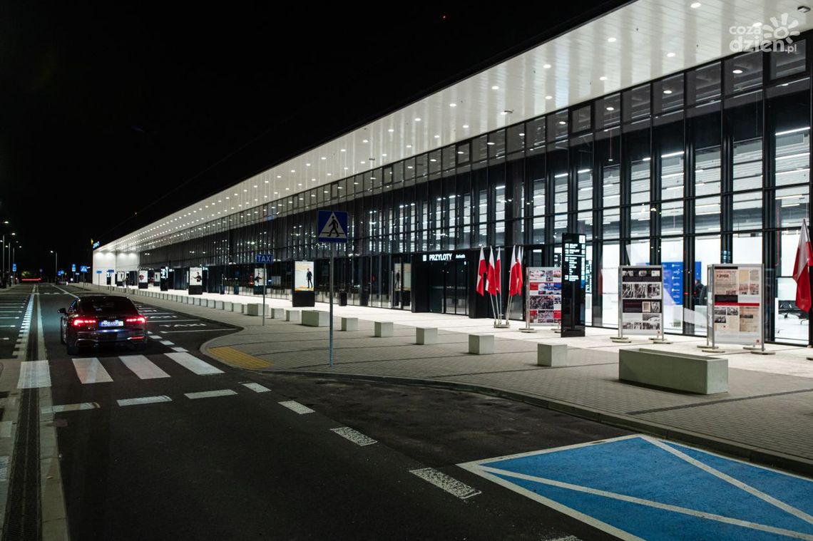 Znaczący spadek radomskiego lotniska. "Kolejne lata będą lepsze" Znaczący spadek radomskiego lotniska. "Kolejne lata będą lepsze"