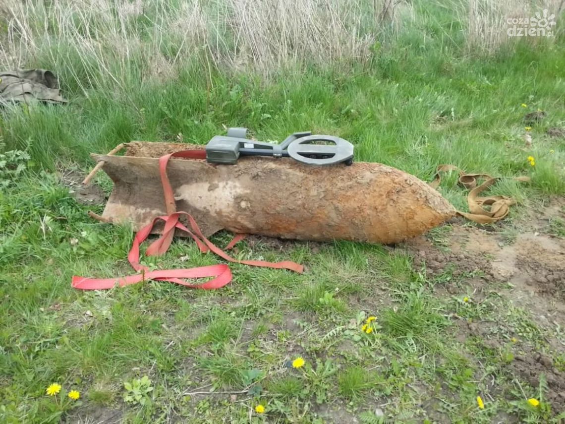 Znalazł na działce prawdziwą bombę