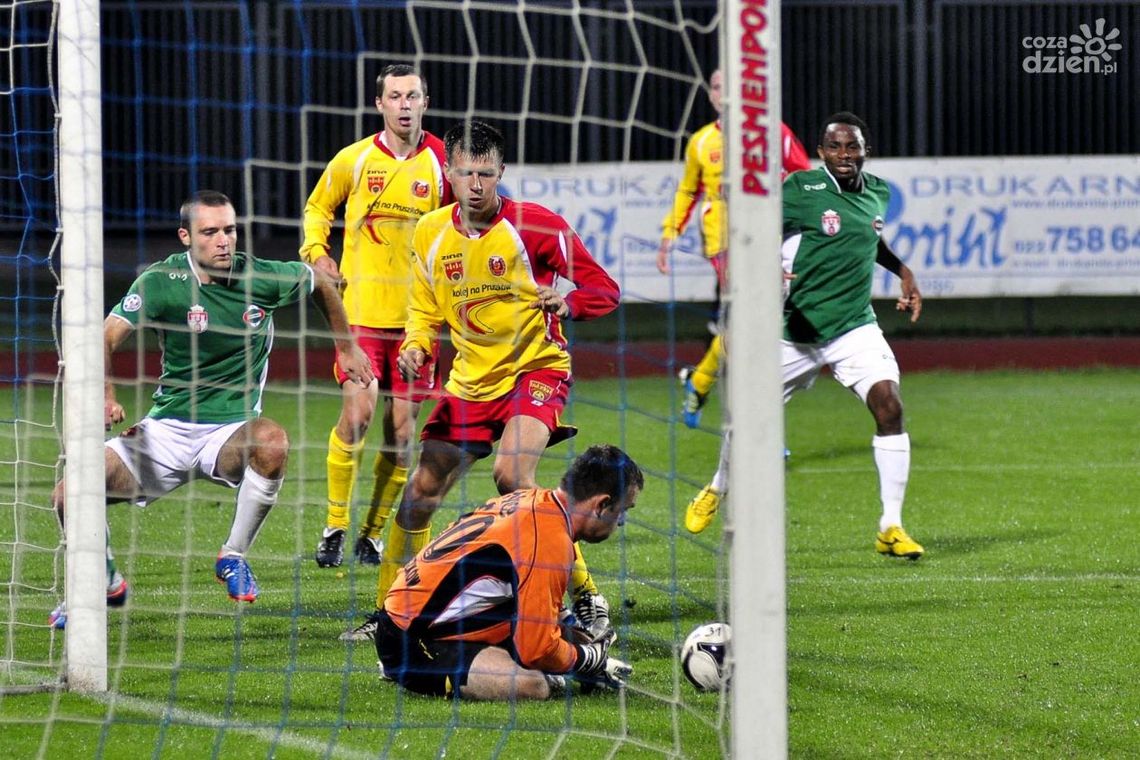 Znicz Pruszków - Radomiak Radom (skrót meczu)