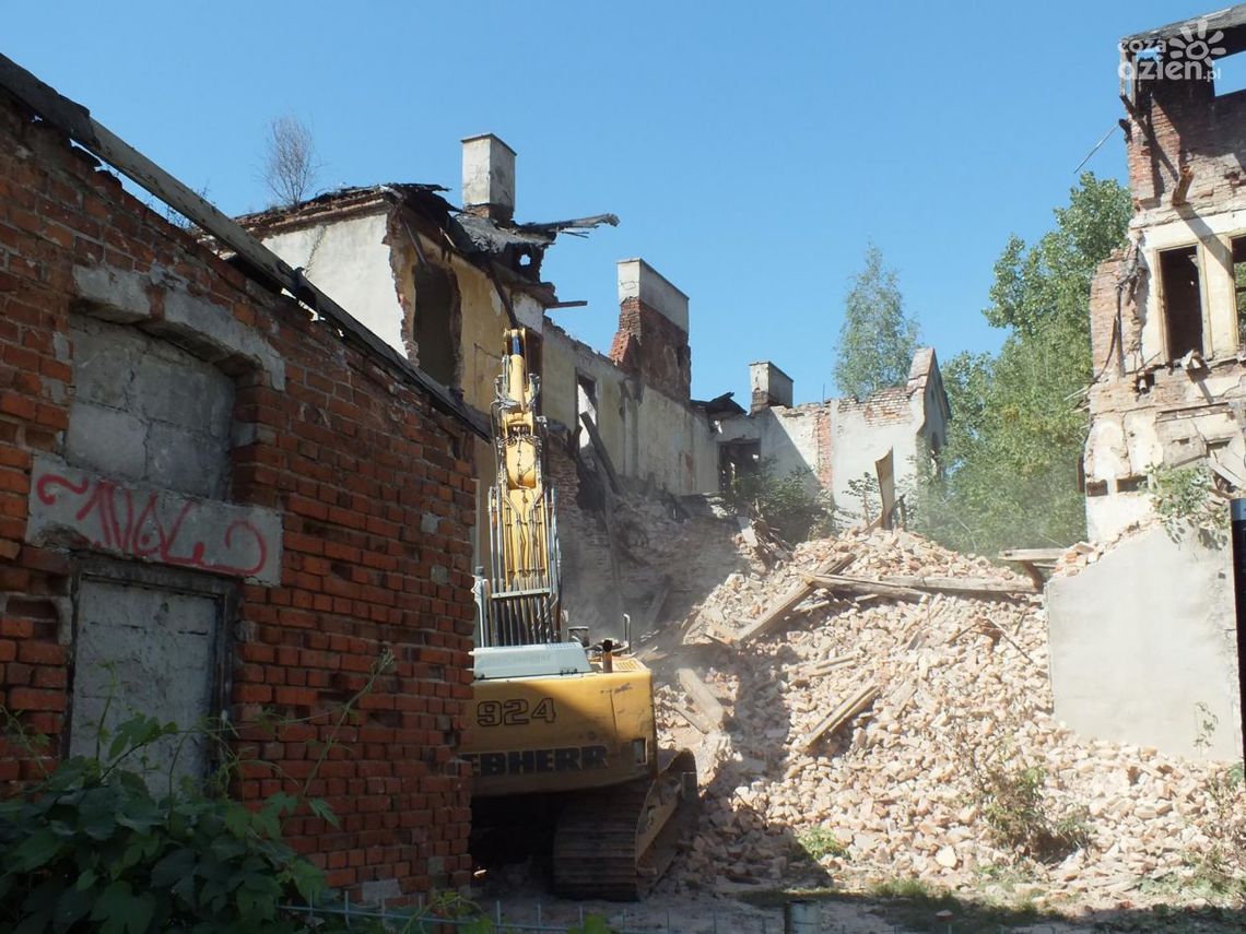 Znikają kamienice przy ul. Reja