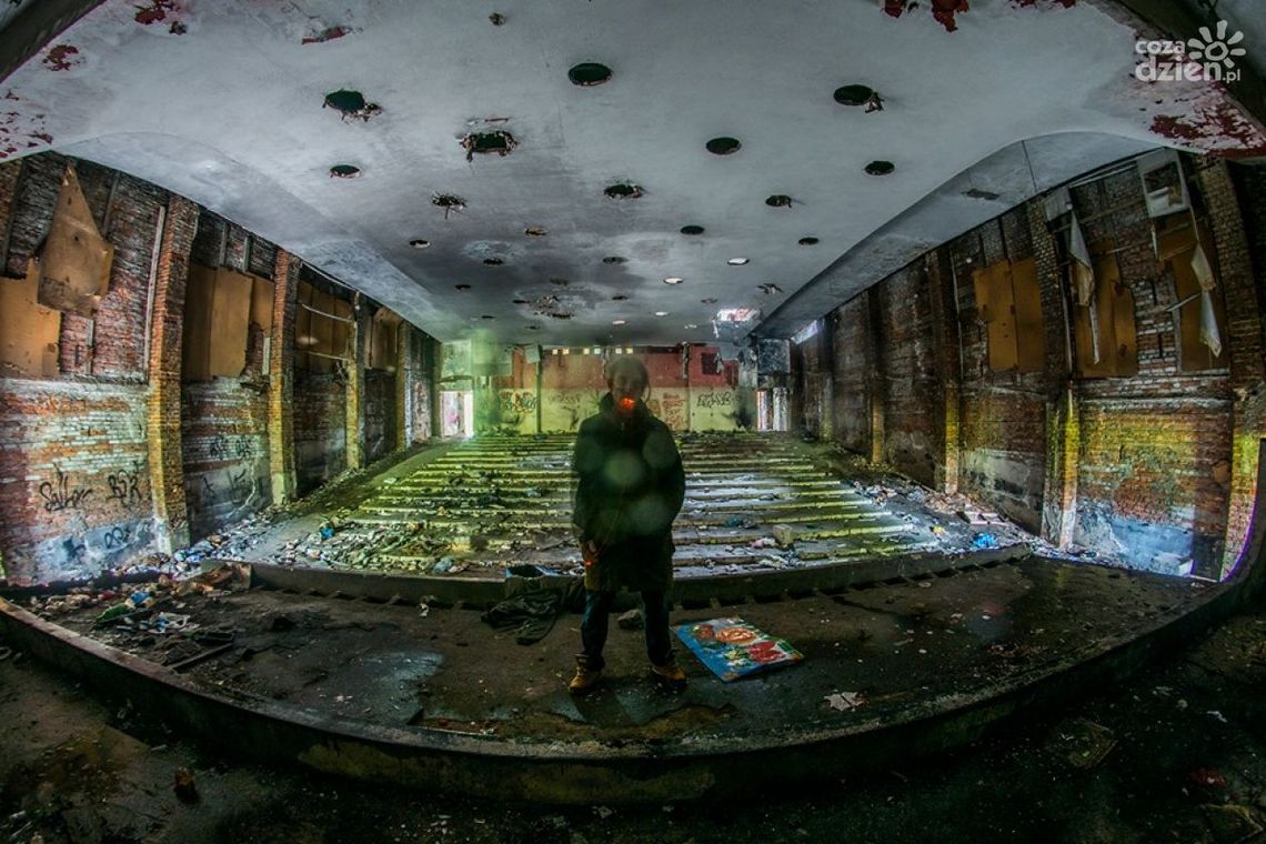 Zobacz "Opuszczone" Szymona "Fotaka" Wykroty