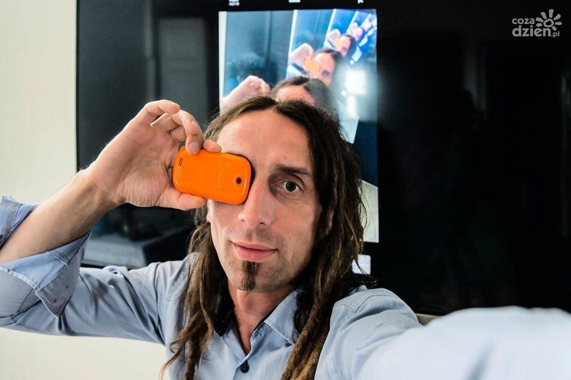 "Zrób selfie!" - warsztaty z Szymonem Wykrotą