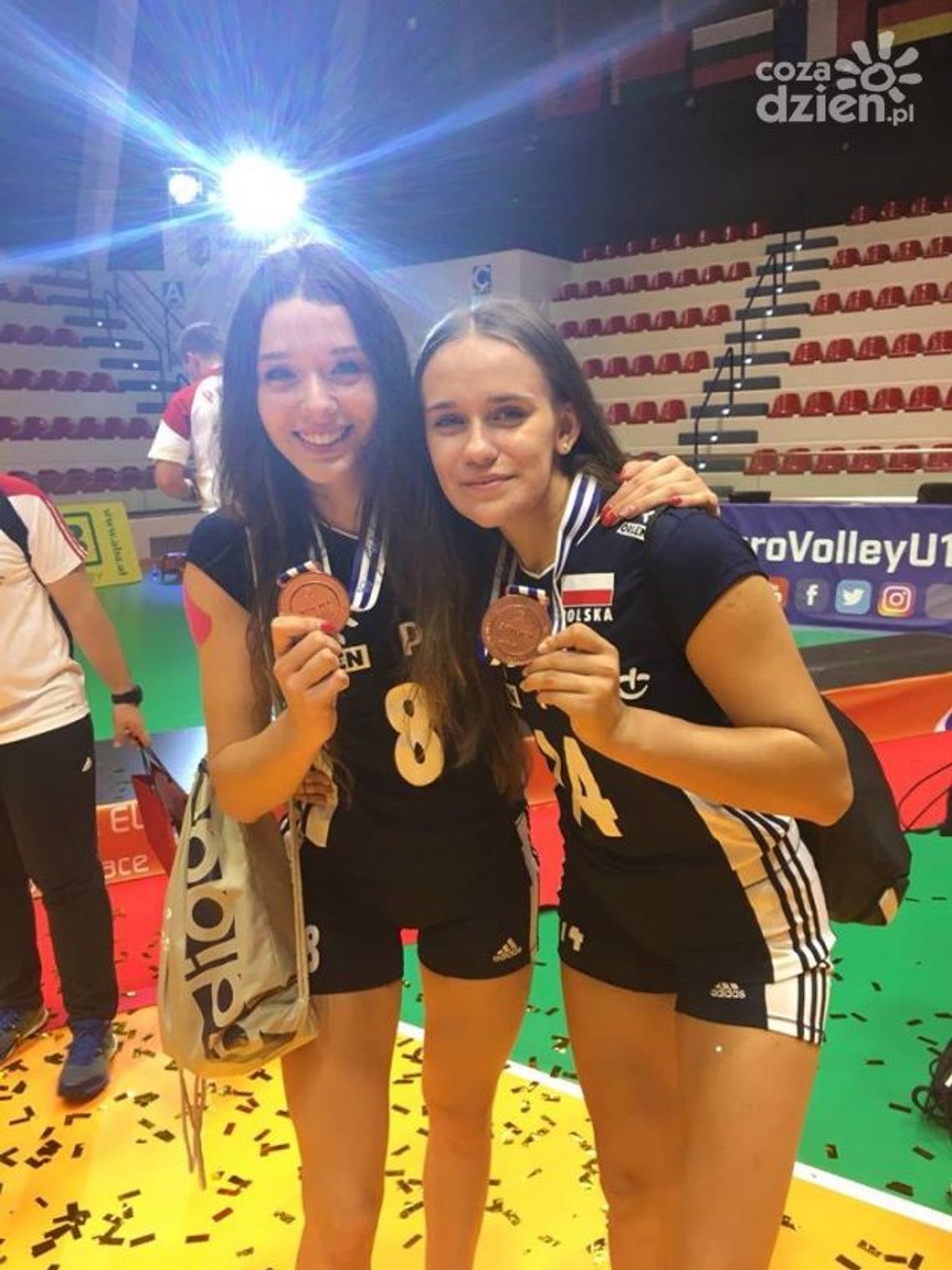 Zuzanna Górecka i Paulina Zaborowska - rozmowa w studiu lokalnym Radia Rekord