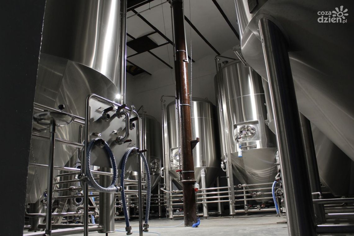 Zwiedzanie, zimowe smaki i świąteczna pomoc w Browarach Radomskich