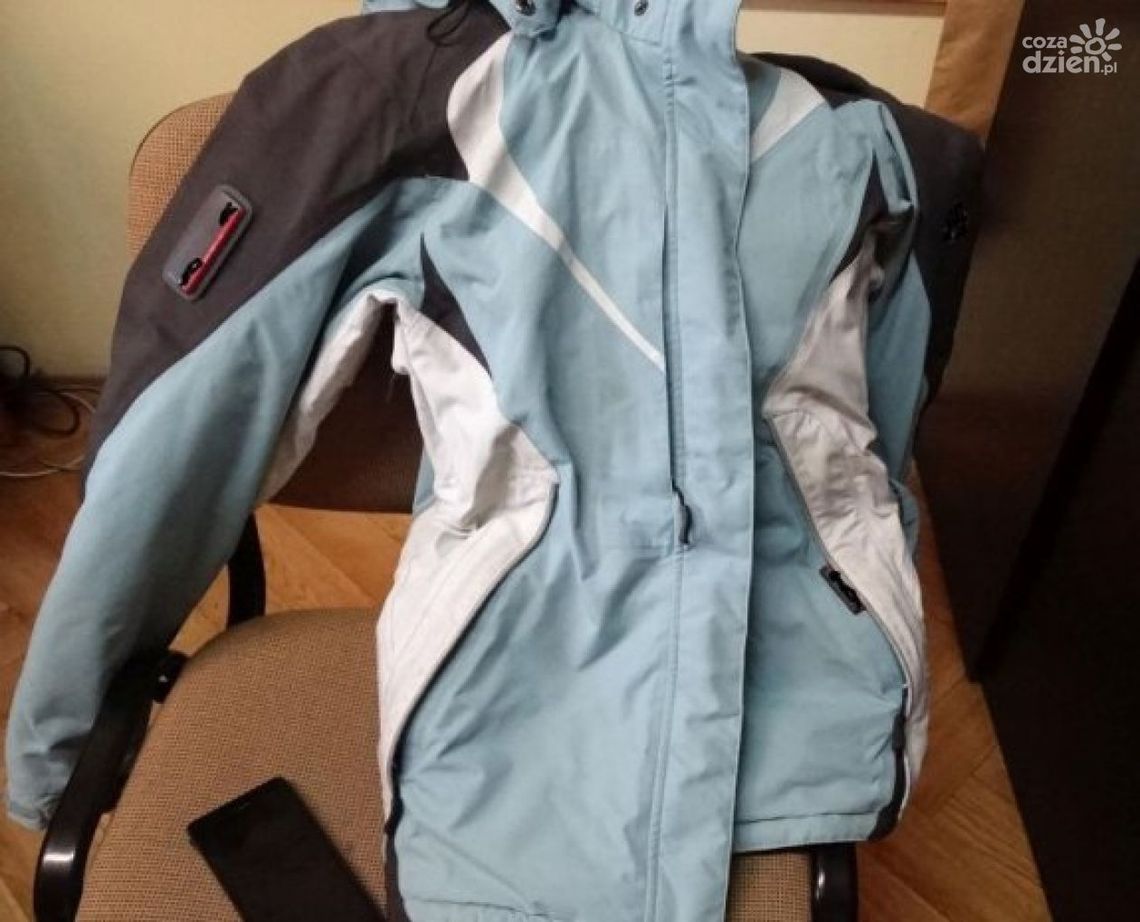 Zwoleń. 31-latek okradł szkolną szatnię