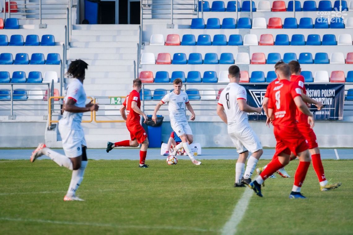 Zwycięstwo Broni Radom i porażka Pilicy Białobrzegi w przedostatniej kolejce III ligi