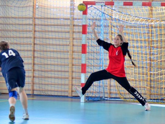 Mazowiecka Liga Piłki Ręcznej Młodziczek - UKS Delta Radom vs AZS PWSZ Jutrzenka Płock (fot.M.S.)