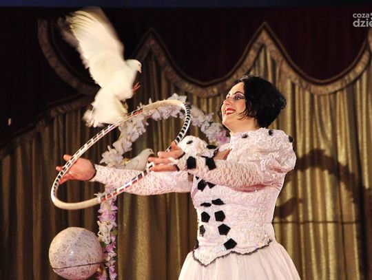 Cyrk Kaskada w Radomiu Cyrk Kaskada w Radomiu