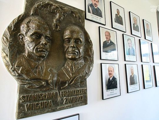 42. Baza Lotnictwa Szkolnego - Sadków