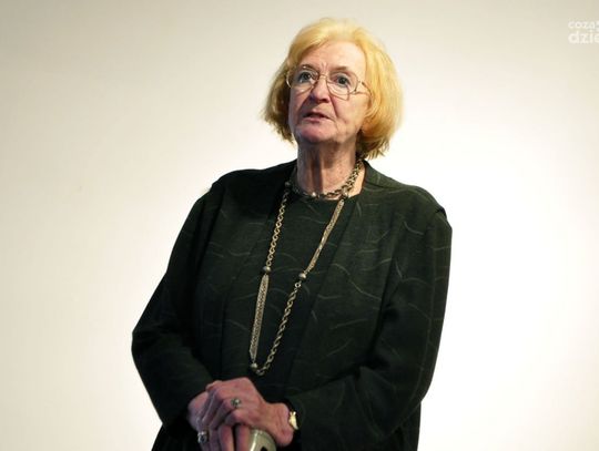 Sztuka a poznanie Radziejowice 2011 - wystawa w" Elekrowni"