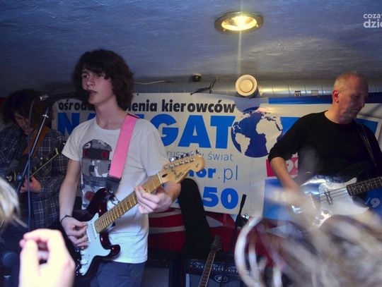 Spring Rock Zone w Alibi